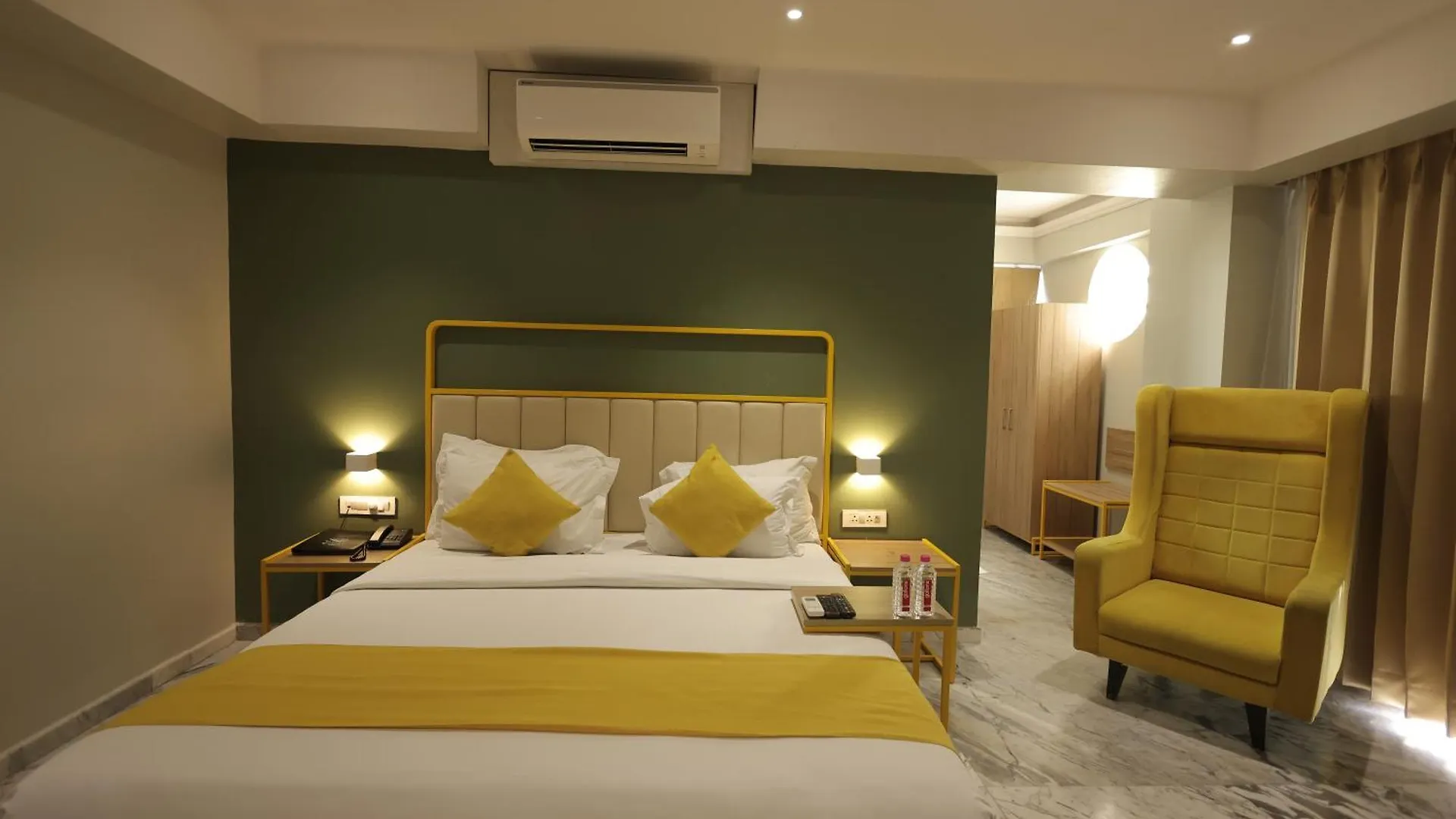 Phoenix - Unmatched Comfort Udaipur Hotel